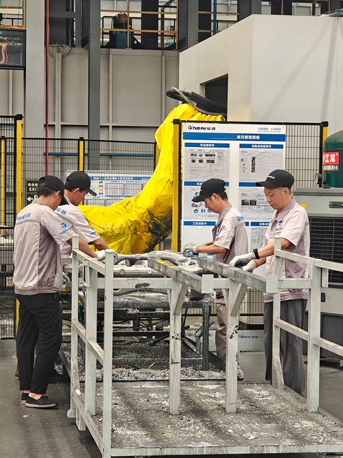 绿色制造的双重底色 拓普工厂厂房里的低碳密码